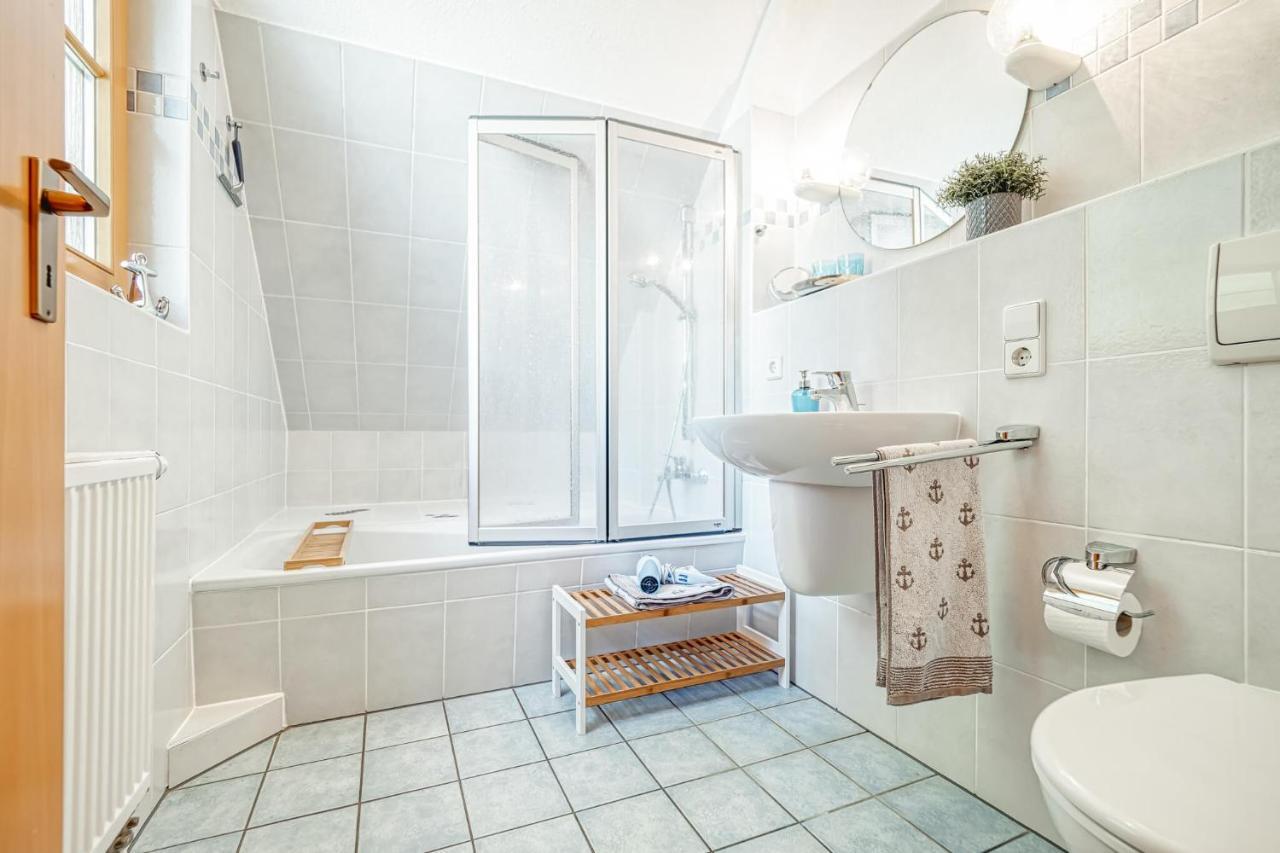 Ferienpark Freesenbruch Wohnung 2 6 - Windrose Zingst Ngoại thất bức ảnh