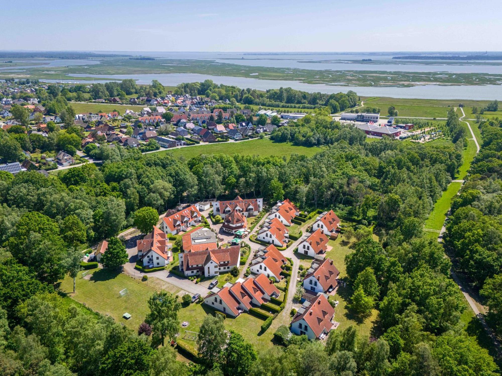 Ferienpark Freesenbruch Wohnung 2 6 - Windrose Zingst Ngoại thất bức ảnh